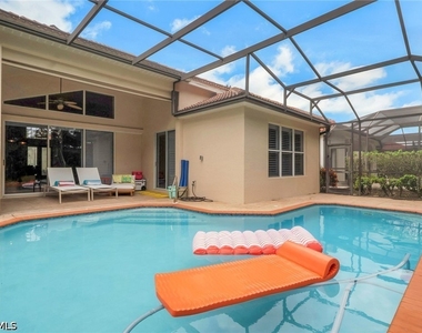 8816 Ventura Way - Photo Thumbnail 12