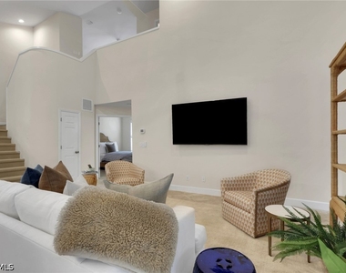 8816 Ventura Way - Photo Thumbnail 15