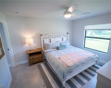 11253 Dean Street - Photo Thumbnail 10