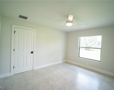 11251 Dean Street - Photo Thumbnail 17