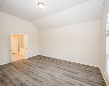 18914 Appletree Ridge Road - Photo Thumbnail 10