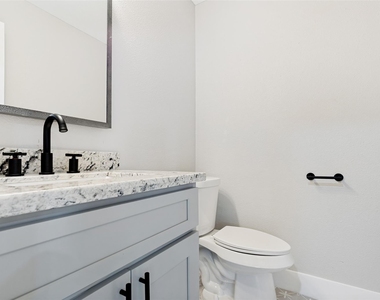 10903 Holly Springs Drive - Photo Thumbnail 8