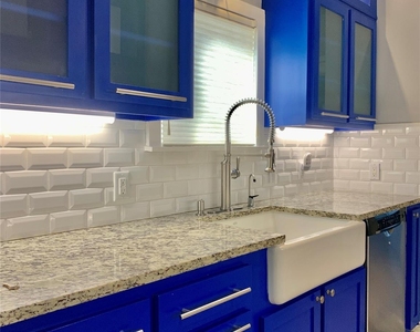 1628 Vassar Street - Photo Thumbnail 4