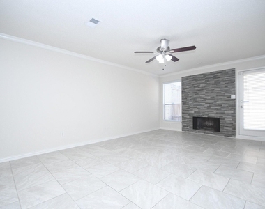 2277 S Kirkwood Road - Photo Thumbnail 8