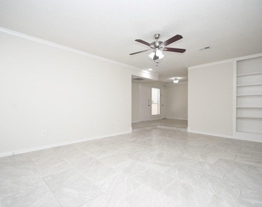 2277 S Kirkwood Road - Photo Thumbnail 10