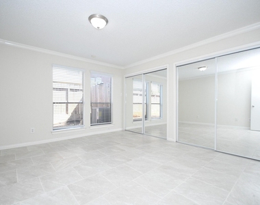 2277 S Kirkwood Road - Photo Thumbnail 14