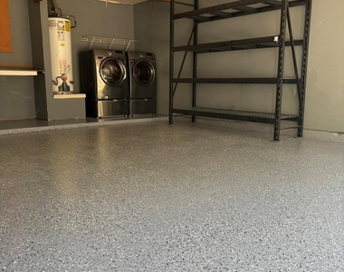 2035 Shorewood Lane - Photo Thumbnail 33