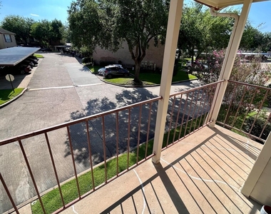2120 El Paseo Street - Photo Thumbnail 10