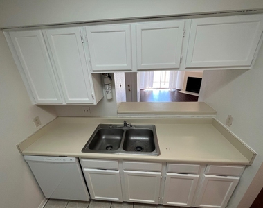 2120 El Paseo Street - Photo Thumbnail 26