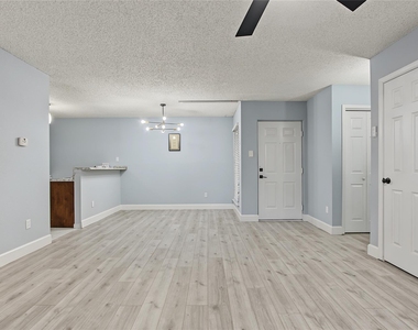 10001 Westpark Drive - Photo Thumbnail 4