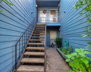 10001 Westpark Drive - Photo Thumbnail 2
