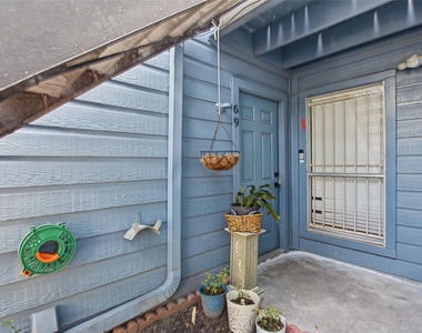 10001 Westpark Drive - Photo Thumbnail 1