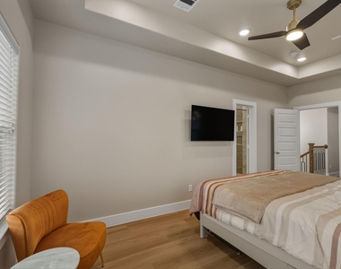3539 Mount Pleasant Street - Photo Thumbnail 35