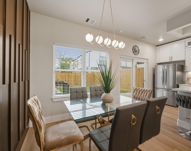 3539 Mount Pleasant Street - Photo Thumbnail 6