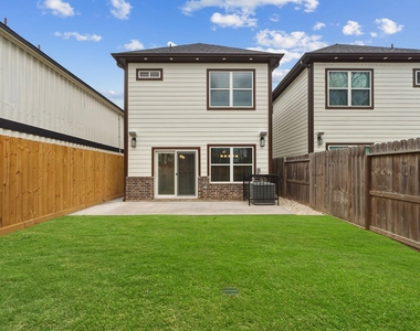 3539 Mount Pleasant Street - Photo Thumbnail 20