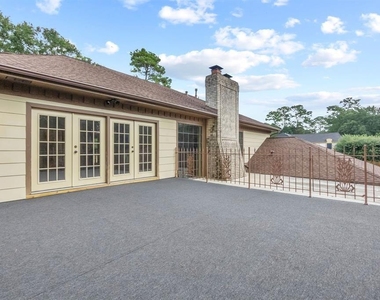 6803 Walton Heath Drive - Photo Thumbnail 19