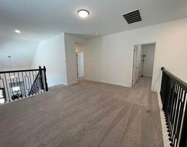 12454 Chazelle - Photo Thumbnail 28