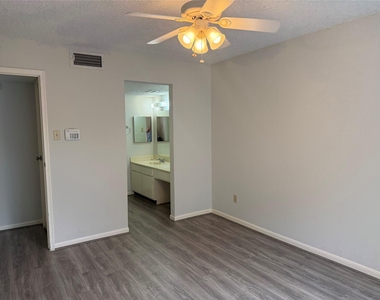 2120 El Paseo Street - Photo Thumbnail 4