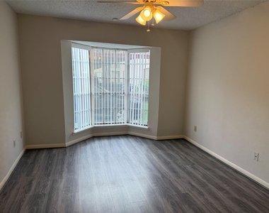 2120 El Paseo Street - Photo Thumbnail 11