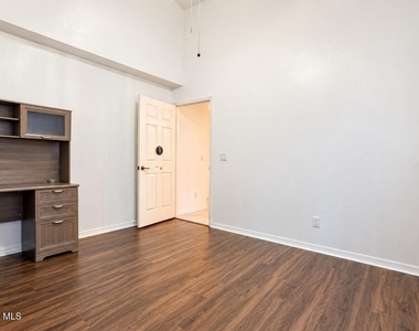353 Kilmarnock Place - Photo Thumbnail 18