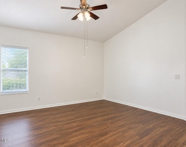 353 Kilmarnock Place - Photo Thumbnail 22