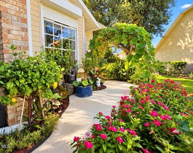 353 Kilmarnock Place - Photo Thumbnail 4