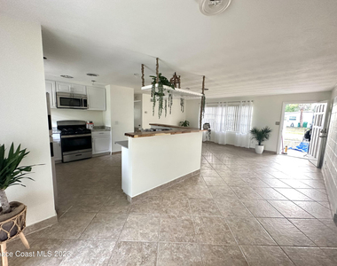 250 Andros Drive - Photo Thumbnail 11