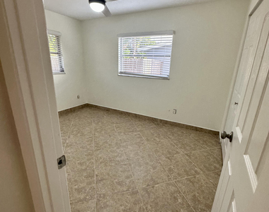 250 Andros Drive - Photo Thumbnail 7