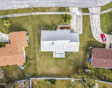 515 Monitor Street - Photo Thumbnail 22