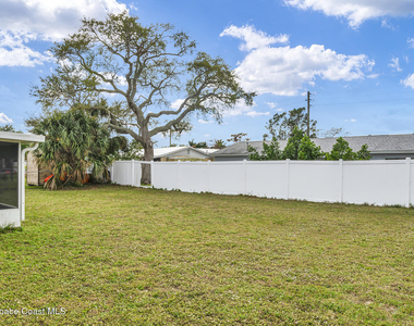 515 Monitor Street - Photo Thumbnail 4