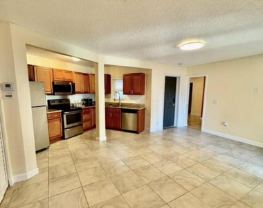 1458 Guava Avenue - Photo Thumbnail 3