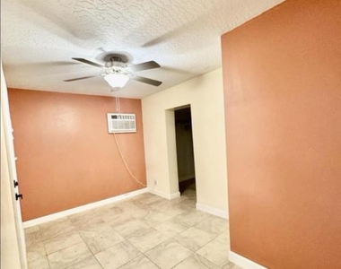 1458 Guava Avenue - Photo Thumbnail 5