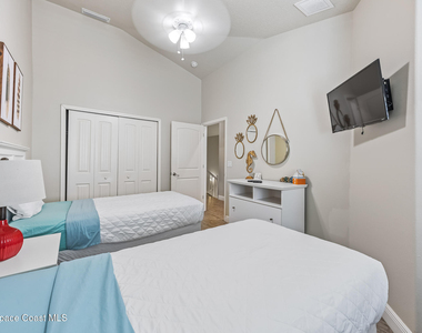 232 Ivory Coral Lane - Photo Thumbnail 24
