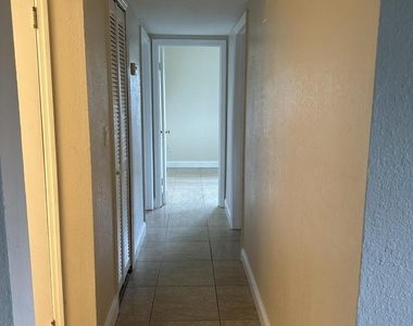 264 Monaco Road - Photo Thumbnail 6