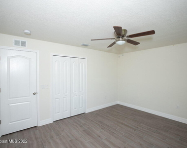 3730 12th Street - Photo Thumbnail 9