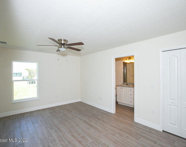 3730 12th Street - Photo Thumbnail 6