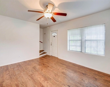5642 Mccormick Street - Photo Thumbnail 3