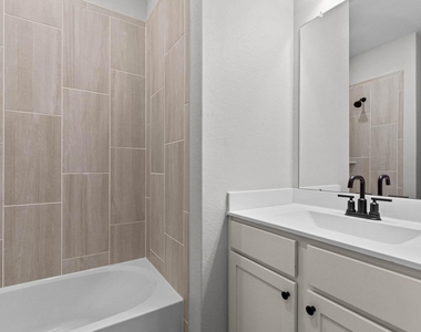 1127 Campside Drive - Photo Thumbnail 10