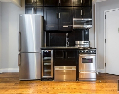 West 103 Street - Photo Thumbnail 2