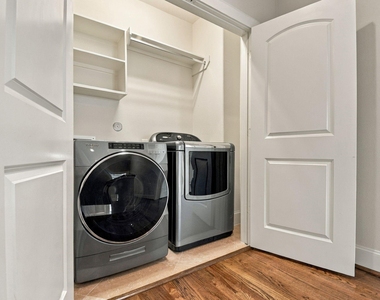 1108 Peveto Street - Photo Thumbnail 41