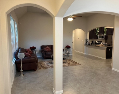 2923 Painted Sunrise Trail - Photo Thumbnail 5