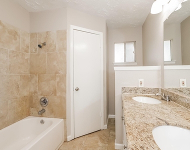 20239 Misty Pines Drive - Photo Thumbnail 11