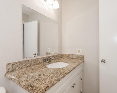 20239 Misty Pines Drive - Photo Thumbnail 13