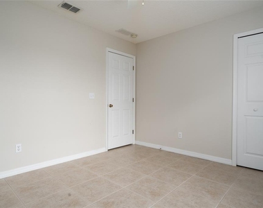 1510 Falmouth Avenue - Photo Thumbnail 7