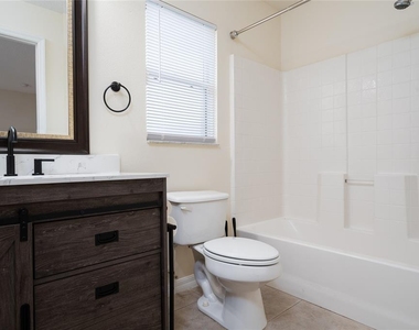 1510 Falmouth Avenue - Photo Thumbnail 12