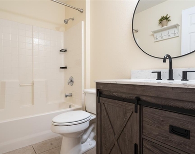 1510 Falmouth Avenue - Photo Thumbnail 13