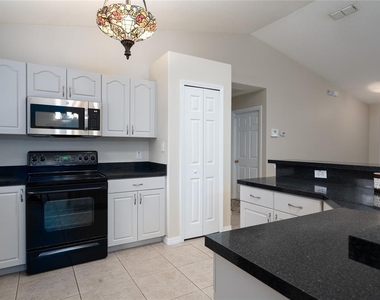 1510 Falmouth Avenue - Photo Thumbnail 4