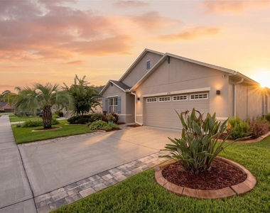 2751 Star Coral Lane - Photo Thumbnail 4