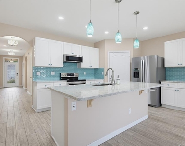 2751 Star Coral Lane - Photo Thumbnail 8