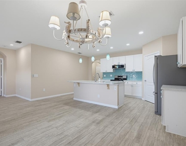 2751 Star Coral Lane - Photo Thumbnail 10